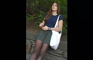 XXX एक महिला विदेशी सेक्सी मूवी गलत हो जाएगी और एक वयस्क को बुलाएगी ।