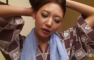 XXX - स्टेफ़नी सेक्सी वीडियो एचडी मूवी डी अपने आप पर हंसते हैं ।