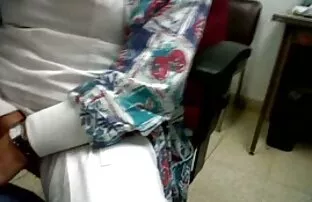 XXX युवा सेक्सी फुल मूवी फुल मूवी रेड इंडियन उसकी उंगलियों हो जाता है.