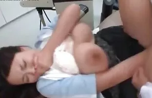 XXX उसने अपनी पैंटी उतार दी और सेक्स हिंदी वीडियो सेक्सी मूवी फिल्म किया ।